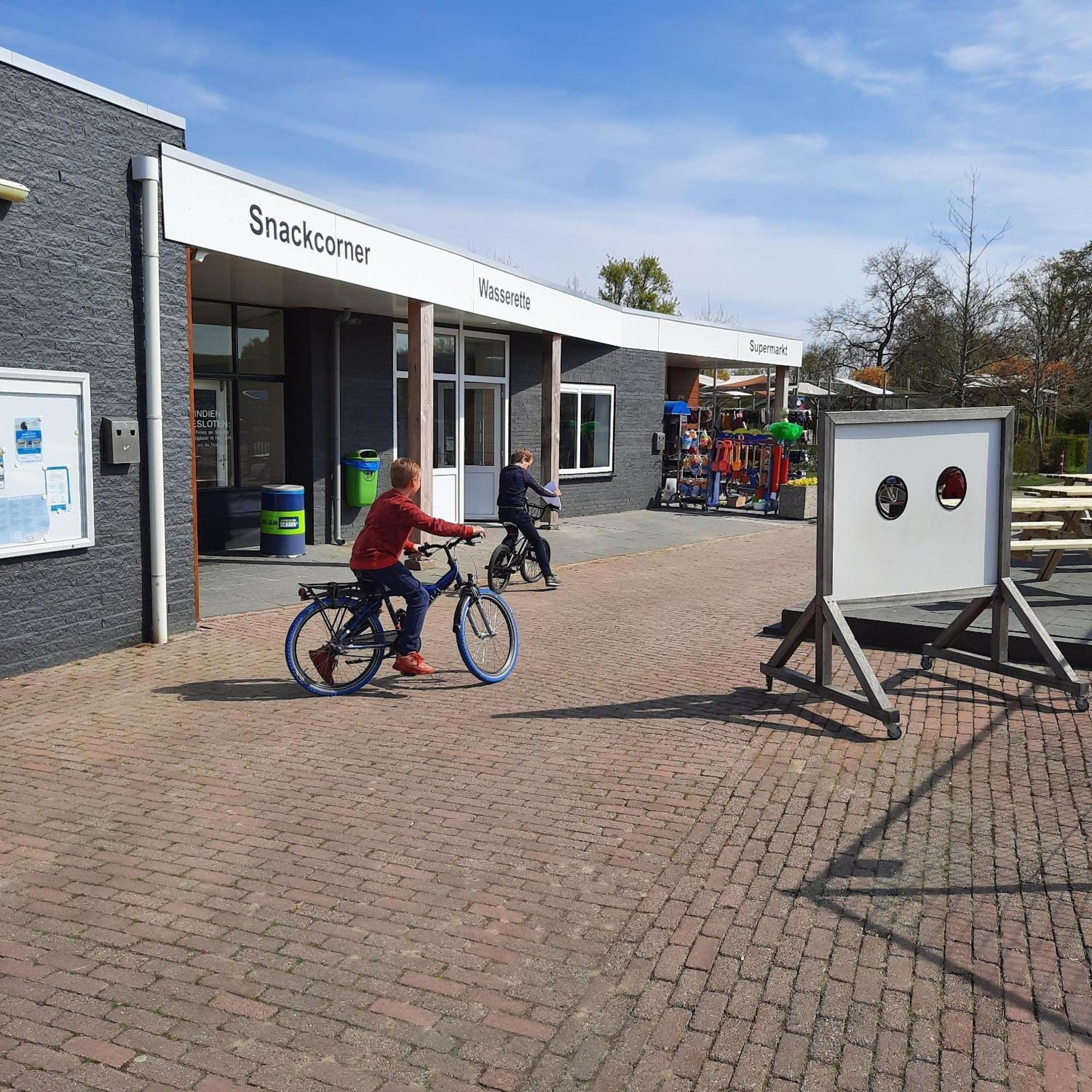 Campingplatz Scheldeoord Zeeland Neben Einem Sandstrand Baarland Экстерьер фото